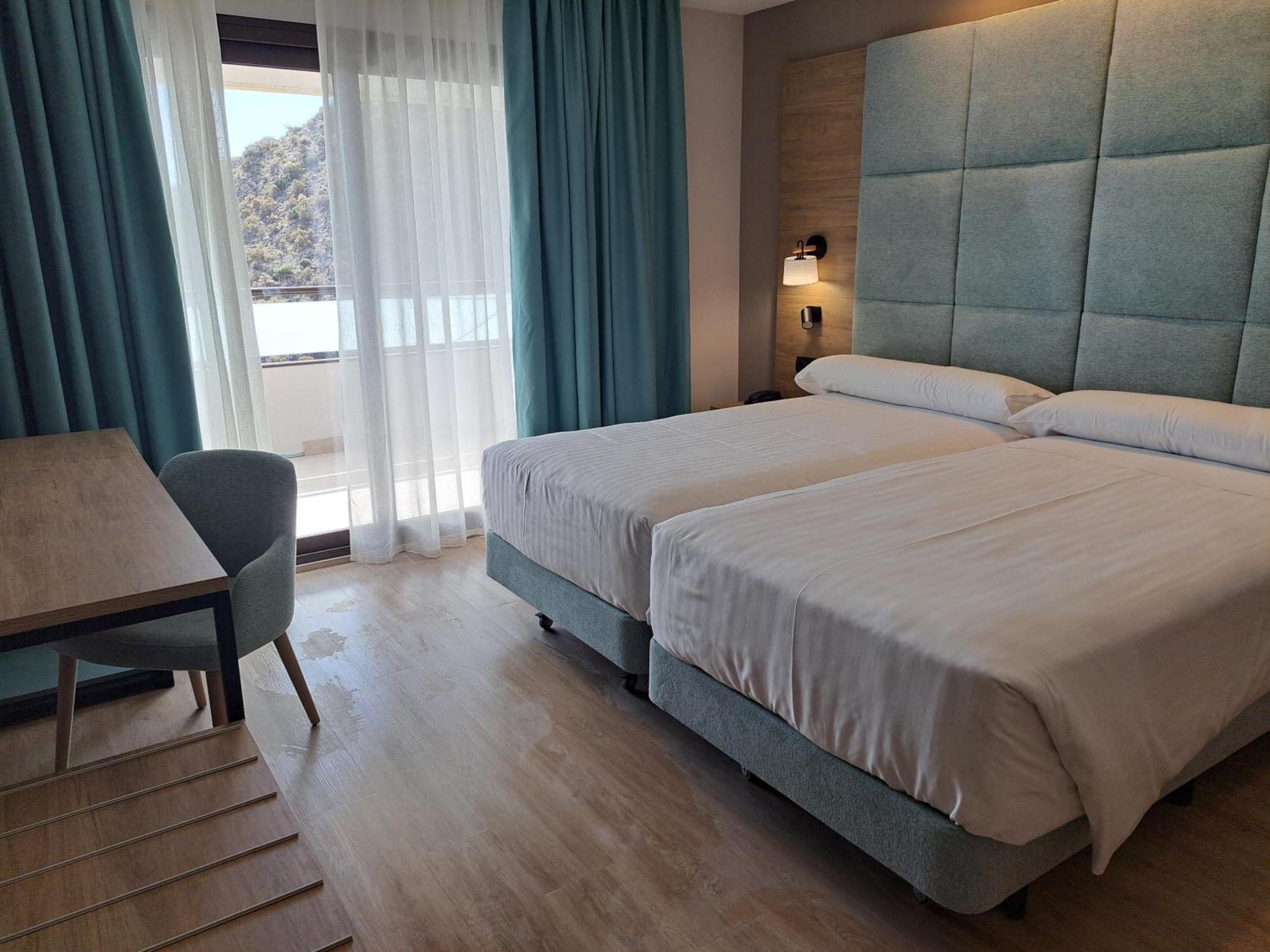 Hotel Maya Alicante Esterno foto