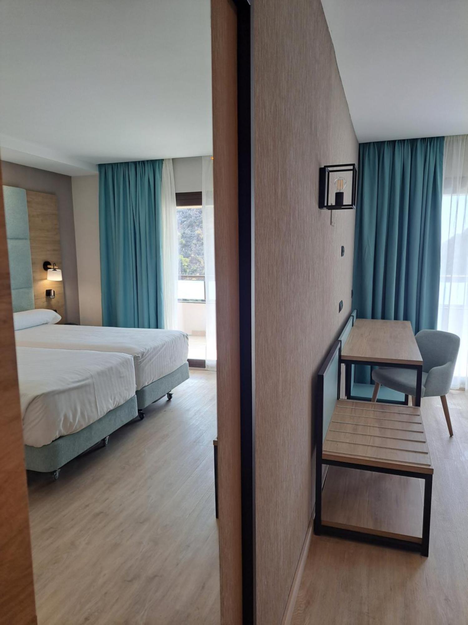 Hotel Maya Alicante Esterno foto