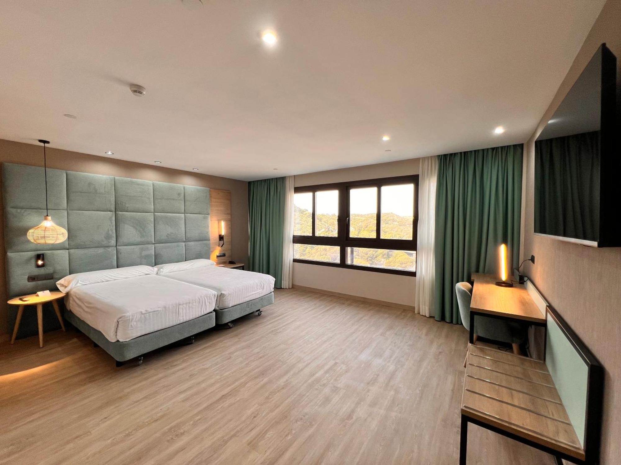 Hotel Maya Alicante Esterno foto